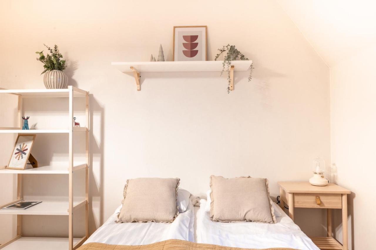2Ndhomes Cozy & Compact Top Floor Studio In Erottaja Helsinki Esterno foto