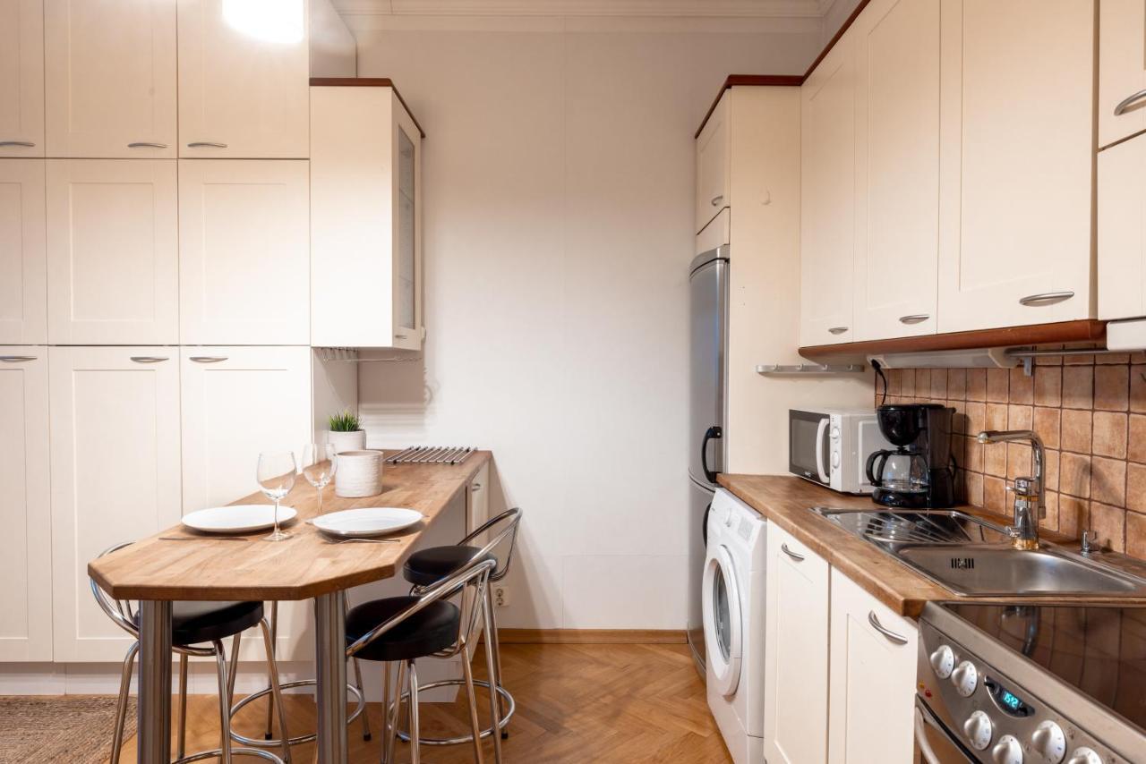 2Ndhomes Cozy & Compact Top Floor Studio In Erottaja Helsinki Esterno foto